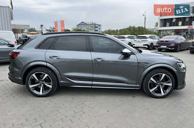 Внедорожник / Кроссовер Audi e-tron S 2020 в 