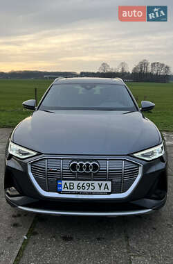 Внедорожник / Кроссовер Audi e-tron S 2020 в 