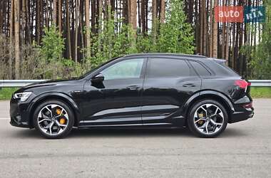 Внедорожник / Кроссовер Audi e-tron S 2021 в 