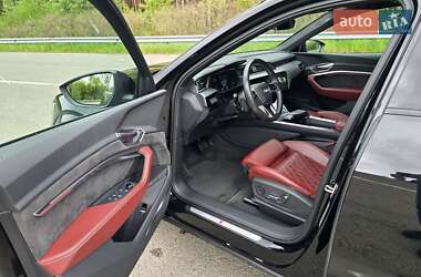 Внедорожник / Кроссовер Audi e-tron S 2021 в 
