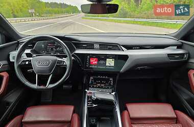 Внедорожник / Кроссовер Audi e-tron S 2021 в 