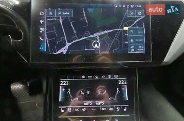 Внедорожник / Кроссовер Audi e-tron S 2021 в 