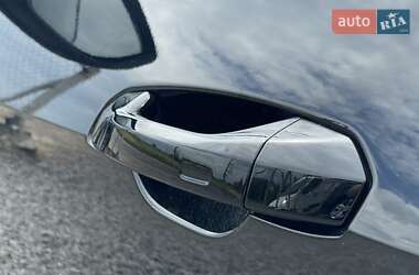 Внедорожник / Кроссовер Audi e-tron S 2022 в 