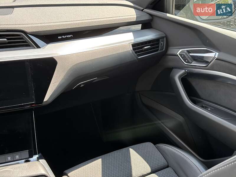 Внедорожник / Кроссовер Audi e-tron S 2021 в Львове