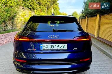 Внедорожник / Кроссовер Audi e-tron S 2020 в 