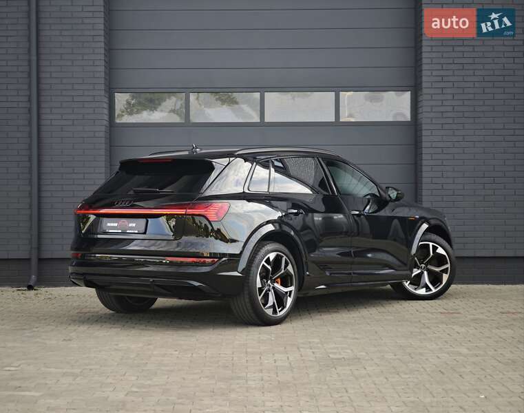 Внедорожник / Кроссовер Audi e-tron S 2022 в Луцке