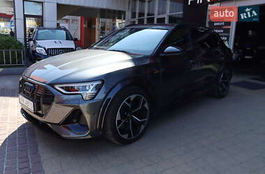 Позашляховик / Кросовер Audi e-tron S 2022 в Львові