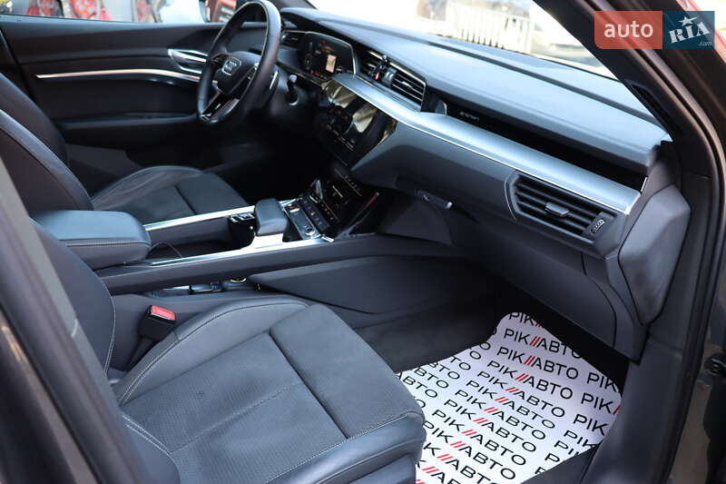 Позашляховик / Кросовер Audi e-tron S 2022 в Львові фото 51 Позашляховик / Кросовер Audi e-tron S 2022 в Львові