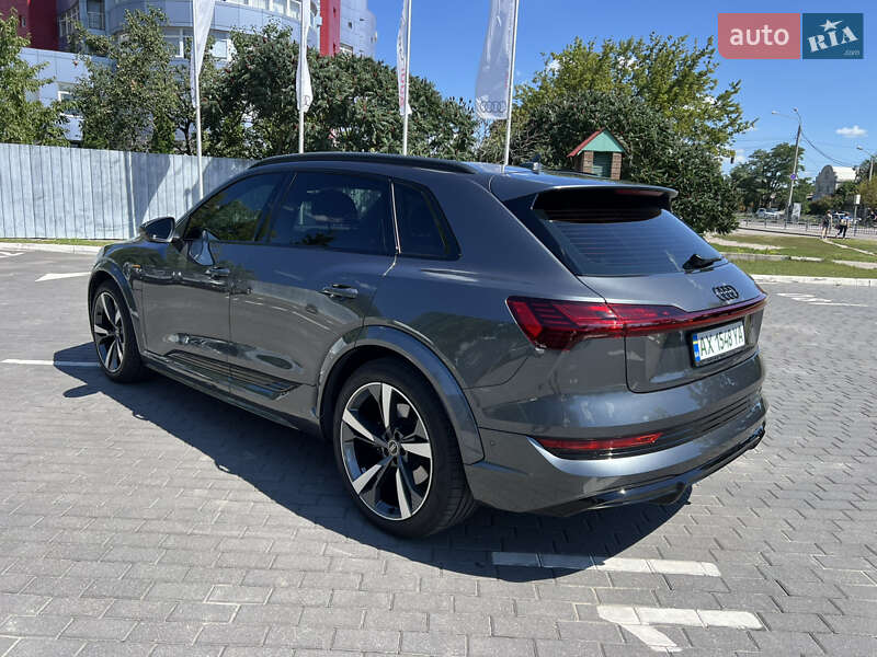 Позашляховик / Кросовер Audi e-tron S 2023 в Харкові фото 7 Позашляховик / Кросовер Audi e-tron S 2023 в Харкові