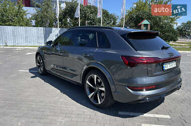 Внедорожник / Кроссовер Audi e-tron S 2023 в 