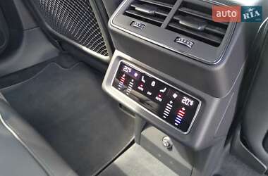 Внедорожник / Кроссовер Audi e-tron S 2022 в 
