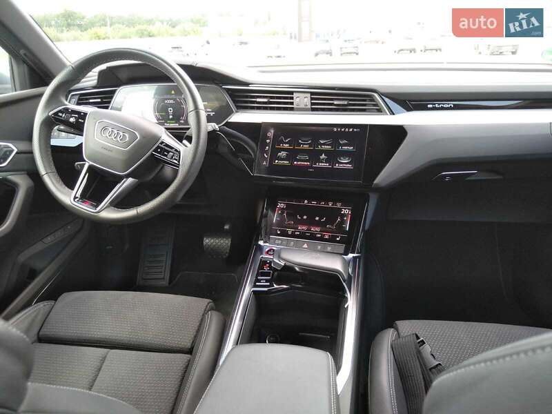 Внедорожник / Кроссовер Audi e-tron S 2022 в Киеве