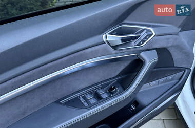 Внедорожник / Кроссовер Audi e-tron S 2022 в 