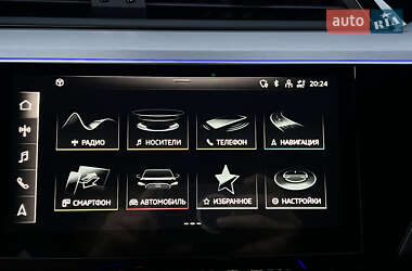 Внедорожник / Кроссовер Audi e-tron S 2022 в 