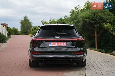 Внедорожник / Кроссовер Audi e-tron S 2022 в 