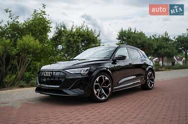 Внедорожник / Кроссовер Audi e-tron S 2022 в 