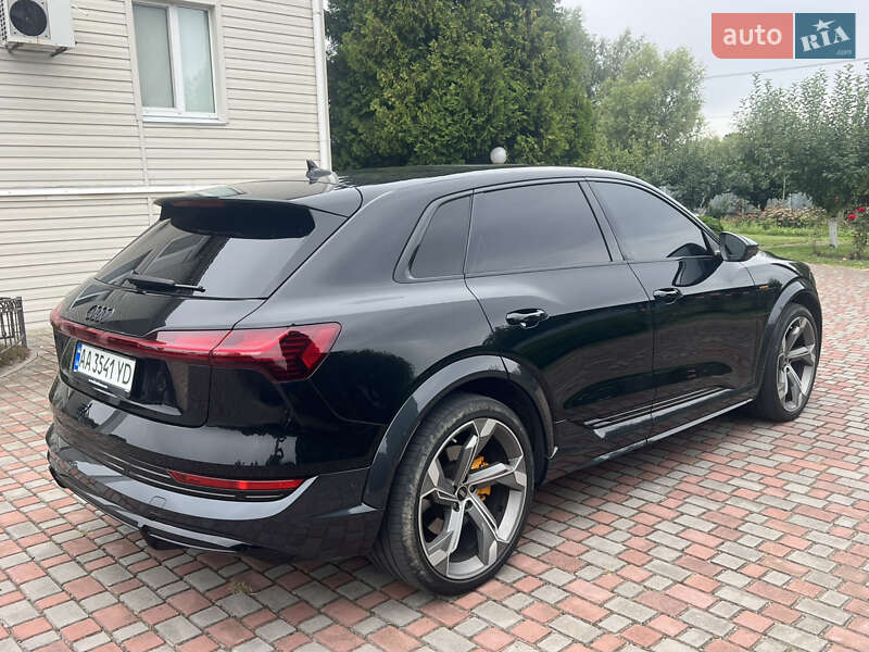 Внедорожник / Кроссовер Audi e-tron S 2021 в Василькове фото 8 Внедорожник / Кроссовер Audi e-tron S 2021 в Василькове