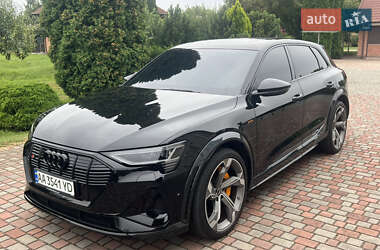 Внедорожник / Кроссовер Audi e-tron S 2021 в 