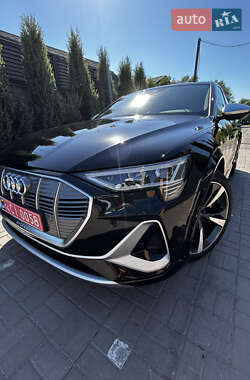 Позашляховик / Кросовер Audi e-tron S 2021 в Києві