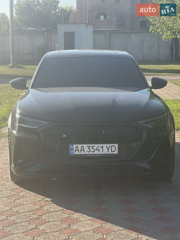 Внедорожник / Кроссовер Audi e-tron S 2021 в Василькове фото 52 Внедорожник / Кроссовер Audi e-tron S 2021 в Василькове