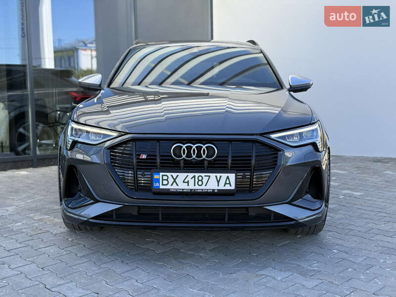 Внедорожник / Кроссовер Audi e-tron S 2020 в Хмельницком фото 6 Внедорожник / Кроссовер Audi e-tron S 2020 в Хмельницком