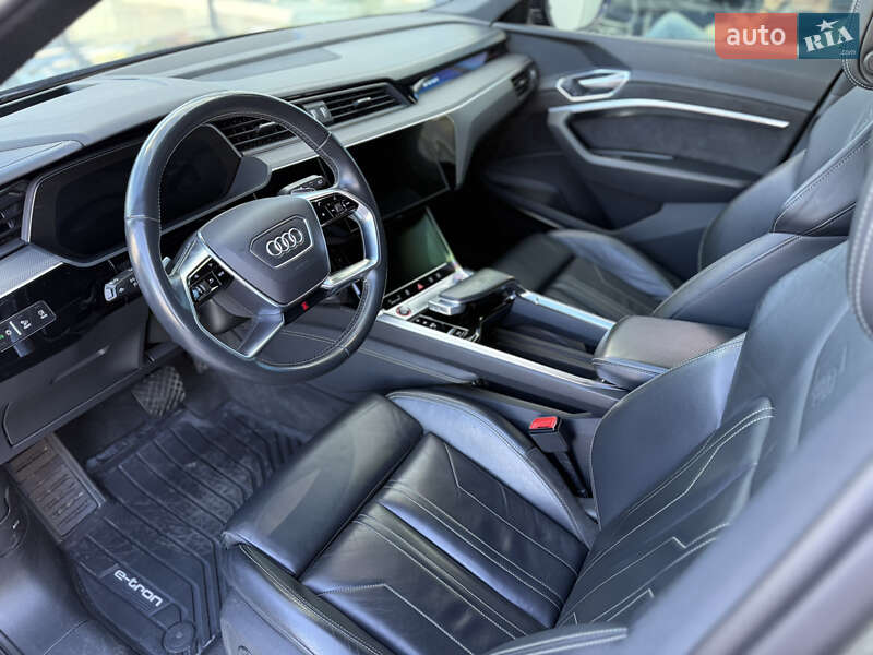Внедорожник / Кроссовер Audi e-tron S 2020 в Хмельницком фото 33 Внедорожник / Кроссовер Audi e-tron S 2020 в Хмельницком