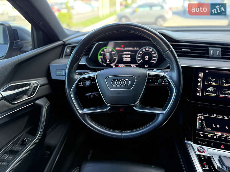 Внедорожник / Кроссовер Audi e-tron S 2020 в Хмельницком фото 45 Внедорожник / Кроссовер Audi e-tron S 2020 в Хмельницком