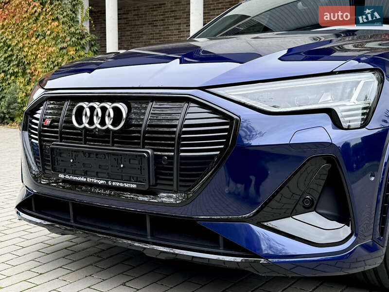 Позашляховик / Кросовер Audi e-tron S 2021 в Києві фото 10 Позашляховик / Кросовер Audi e-tron S 2021 в Києві