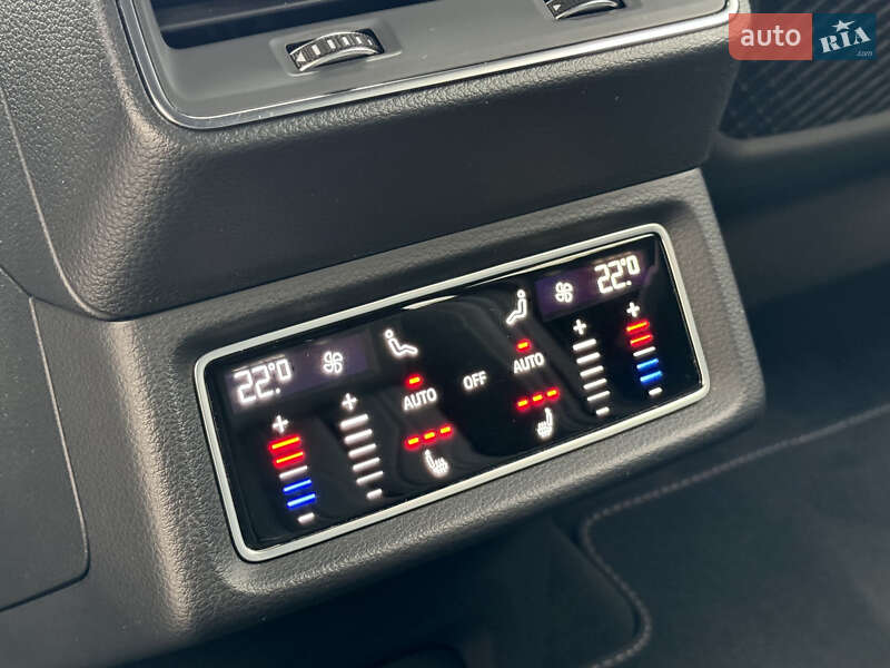 Позашляховик / Кросовер Audi e-tron S 2021 в Києві фото 75 Позашляховик / Кросовер Audi e-tron S 2021 в Києві