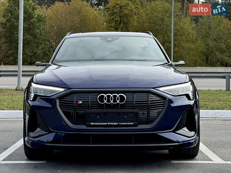 Позашляховик / Кросовер Audi e-tron S 2021 в Києві фото 135 Позашляховик / Кросовер Audi e-tron S 2021 в Києві