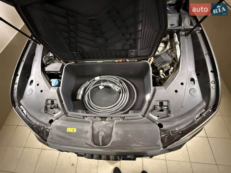 Внедорожник / Кроссовер Audi e-tron S 2022 в Черновцах фото 39 Внедорожник / Кроссовер Audi e-tron S 2022 в Черновцах