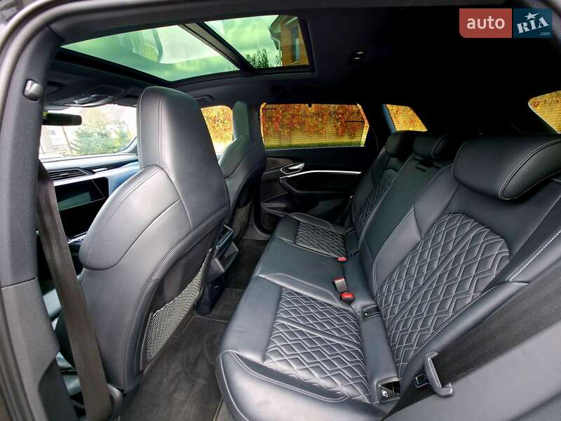 Позашляховик / Кросовер Audi e-tron S 2021 в Вінниці фото 12 Позашляховик / Кросовер Audi e-tron S 2021 в Вінниці