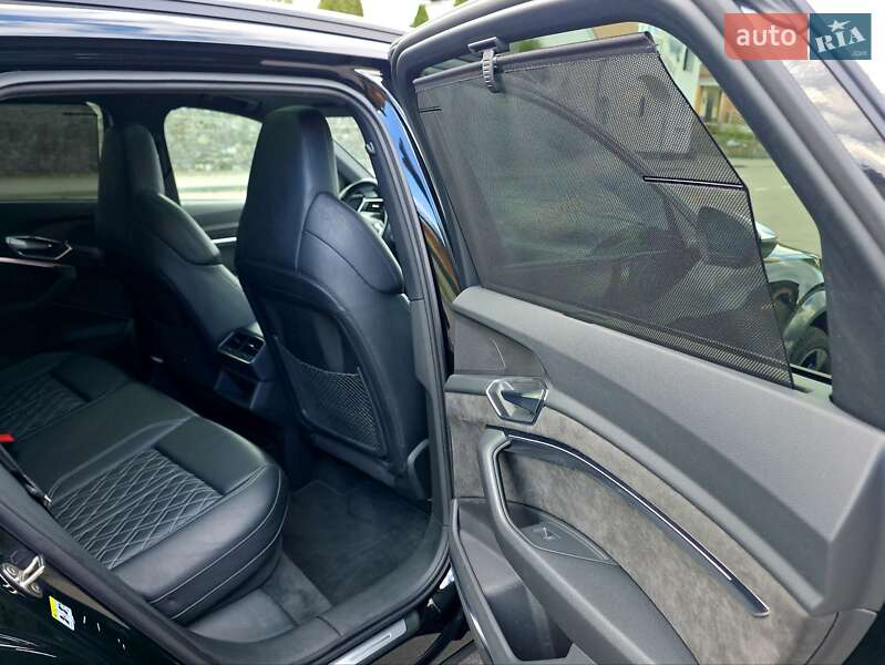 Позашляховик / Кросовер Audi e-tron S 2021 в Вінниці фото 17 Позашляховик / Кросовер Audi e-tron S 2021 в Вінниці