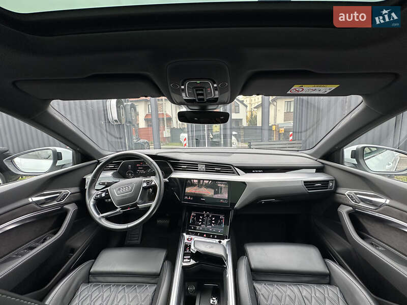 Позашляховик / Кросовер Audi e-tron S 2022 в Києві