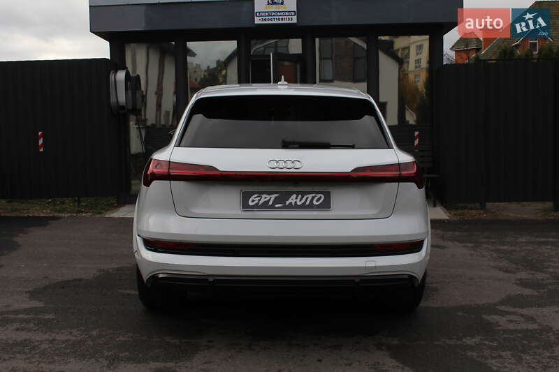 Позашляховик / Кросовер Audi e-tron S 2022 в Києві