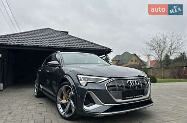 Позашляховик / Кросовер Audi e-tron S 2022 в Луцьку