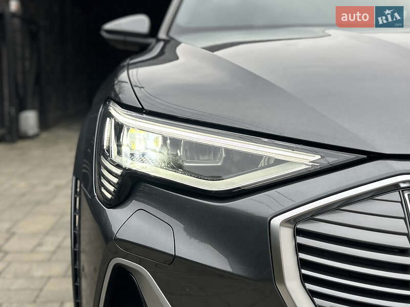 Позашляховик / Кросовер Audi e-tron S 2022 в Луцьку