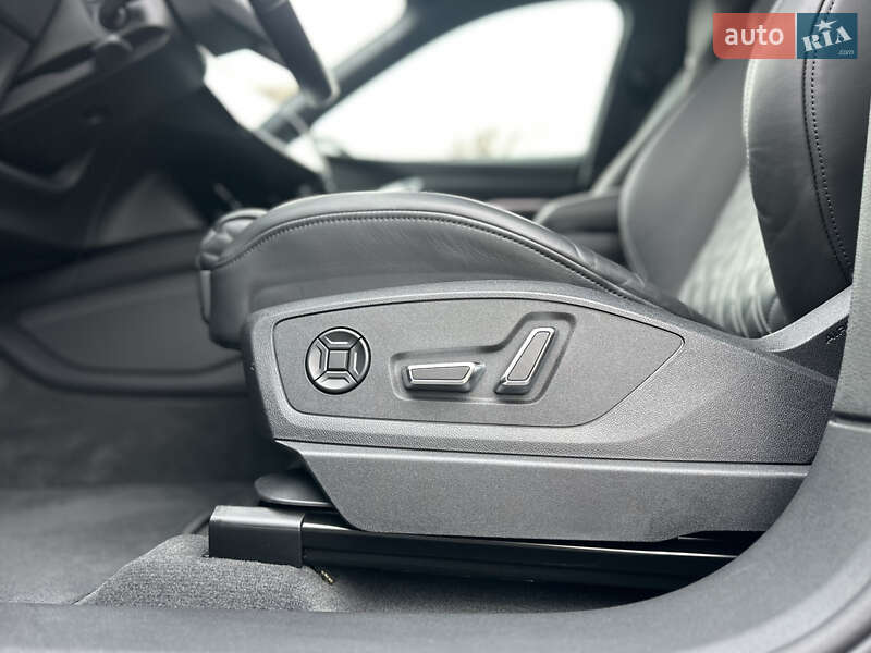 Позашляховик / Кросовер Audi e-tron S 2022 в Луцьку