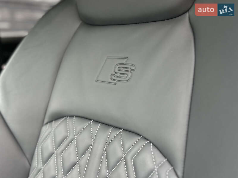 Позашляховик / Кросовер Audi e-tron S 2022 в Луцьку