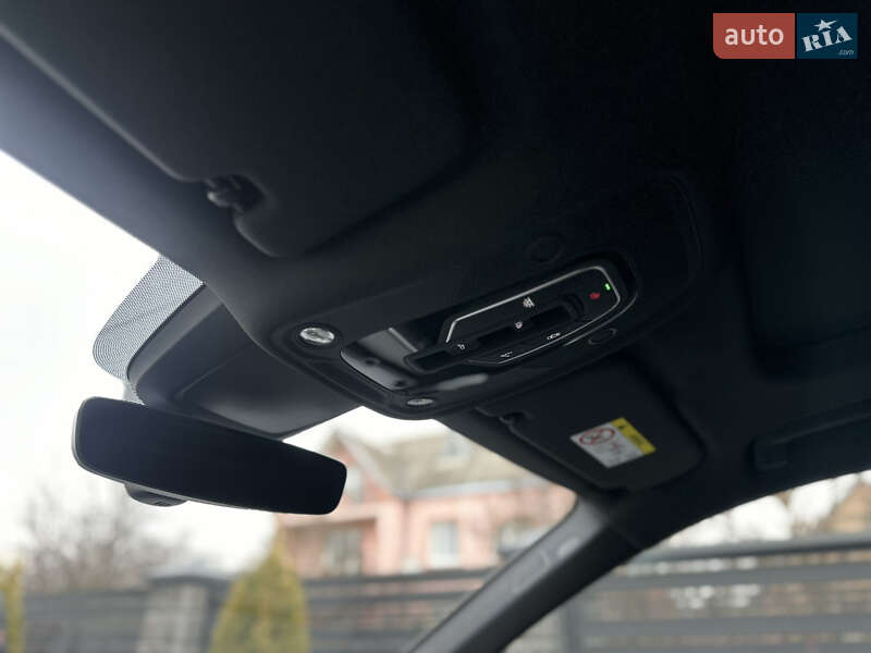 Позашляховик / Кросовер Audi e-tron S 2022 в Луцьку