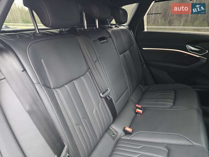 Внедорожник / Кроссовер Audi e-tron S 2022 в Ковеле фото 82 Внедорожник / Кроссовер Audi e-tron S 2022 в Ковеле