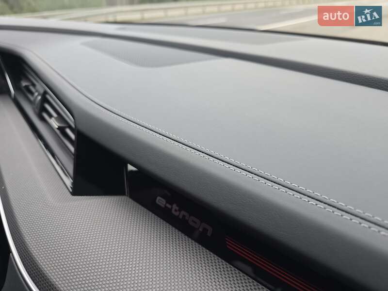 Внедорожник / Кроссовер Audi e-tron S 2022 в Ковеле фото 95 Внедорожник / Кроссовер Audi e-tron S 2022 в Ковеле