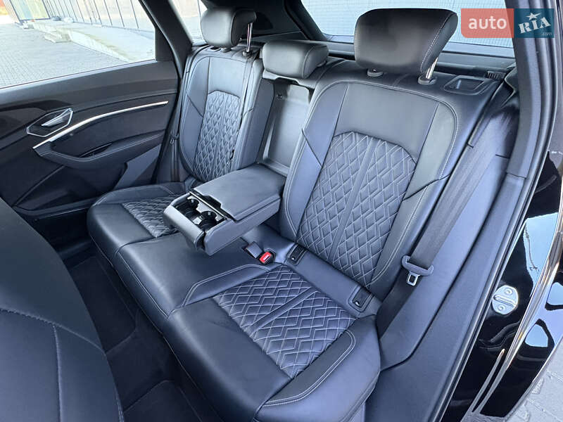 Внедорожник / Кроссовер Audi e-tron S 2021 в Львове фото 66 Внедорожник / Кроссовер Audi e-tron S 2021 в Львове