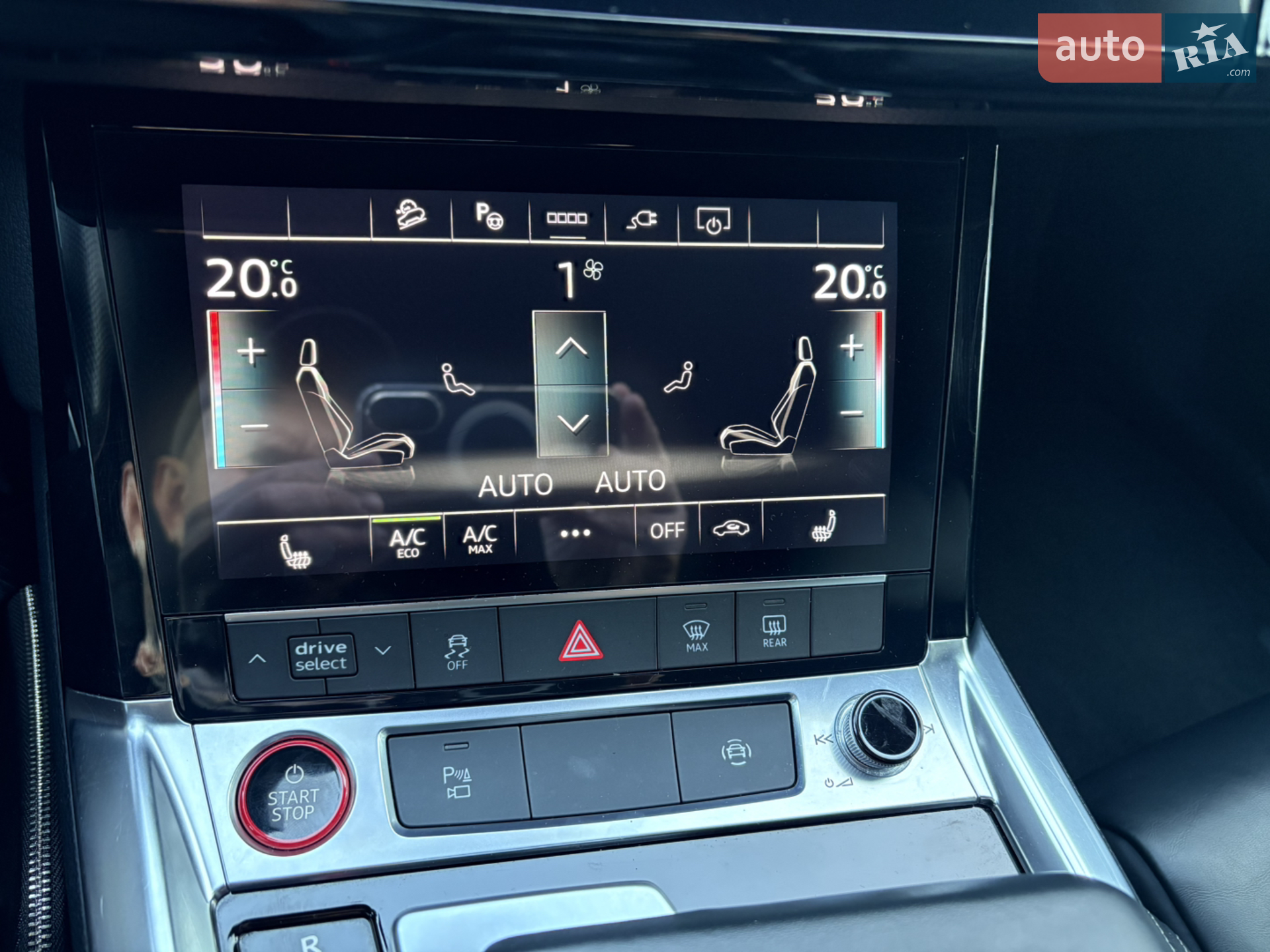 2021 Audi e-tron S - мініатюра 95
