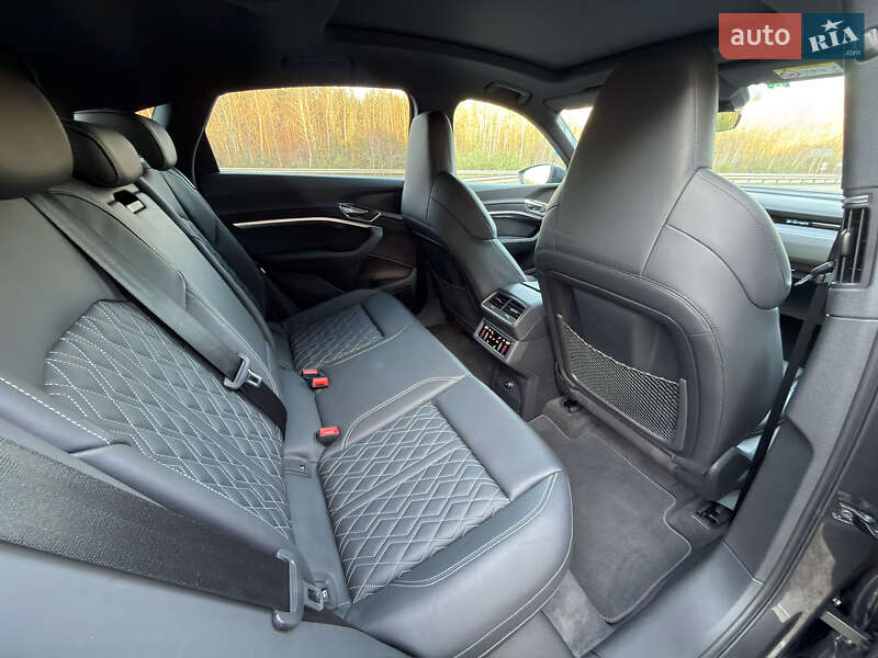 Внедорожник / Кроссовер Audi e-tron S 2022 в Ковеле фото 100 Внедорожник / Кроссовер Audi e-tron S 2022 в Ковеле