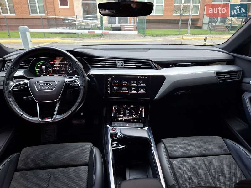 Внедорожник / Кроссовер Audi e-tron S 2021 в Черновцах