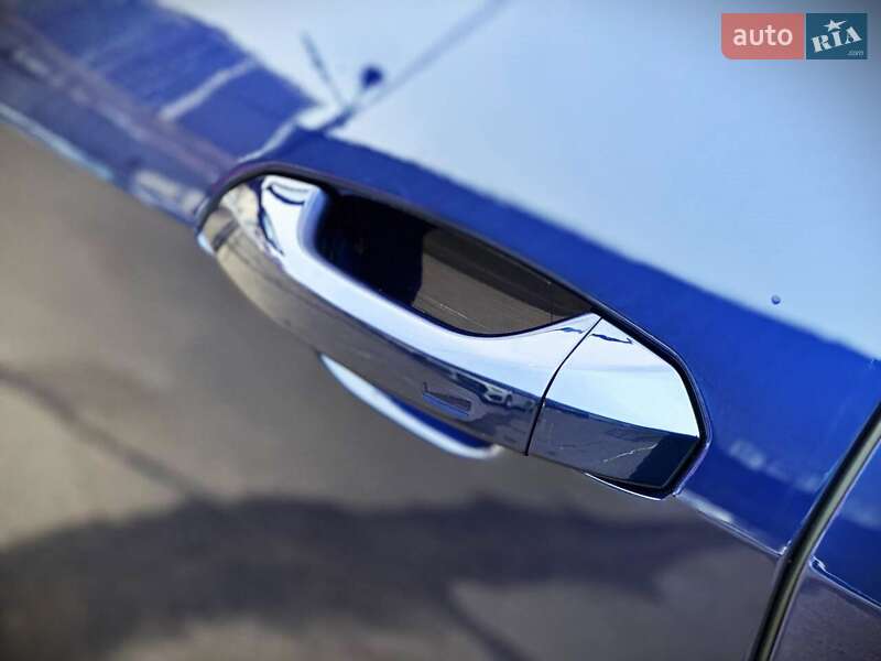 Внедорожник / Кроссовер Audi e-tron S 2021 в Киеве