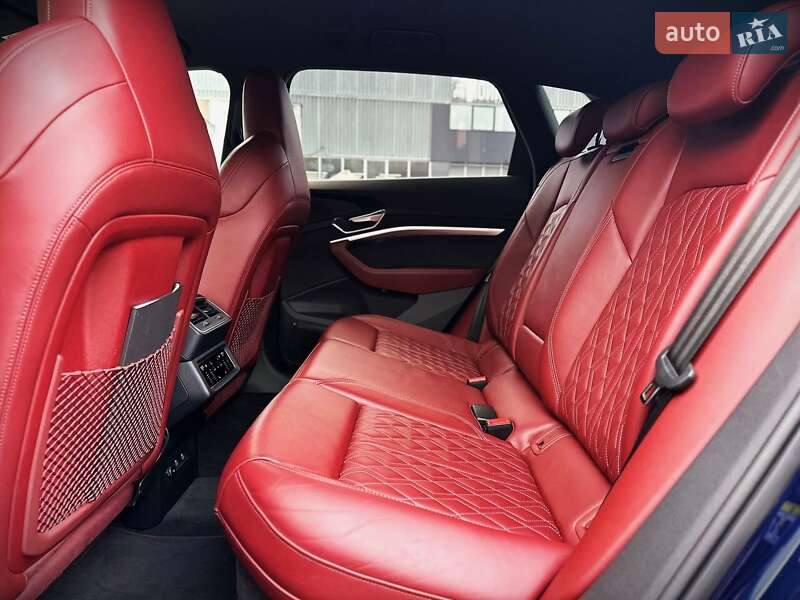 Внедорожник / Кроссовер Audi e-tron S 2021 в Киеве