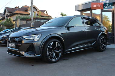 Внедорожник / Кроссовер Audi e-tron S 2022 в Киеве