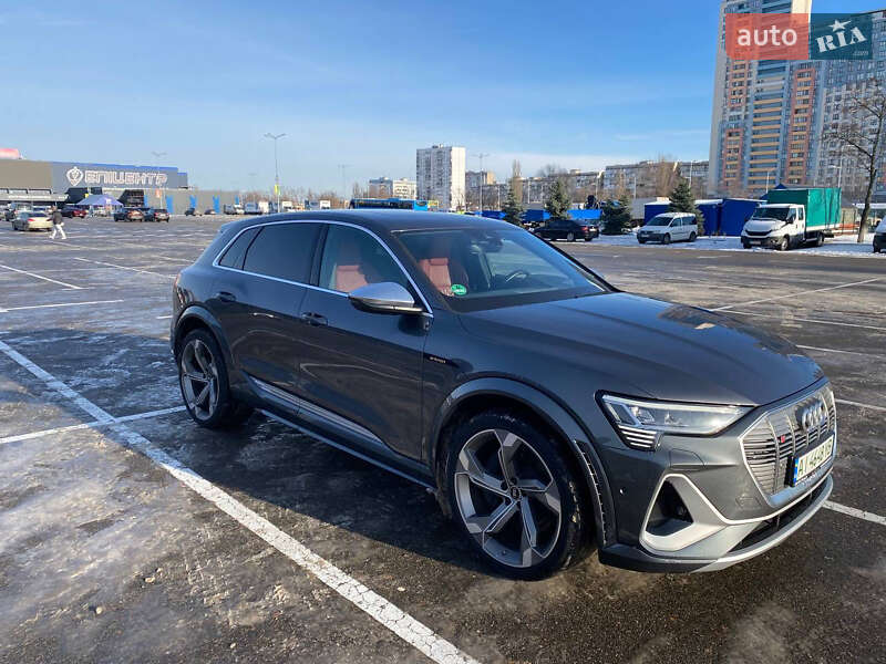 Внедорожник / Кроссовер Audi e-tron S 2021 в Киеве фото 10 Внедорожник / Кроссовер Audi e-tron S 2021 в Киеве